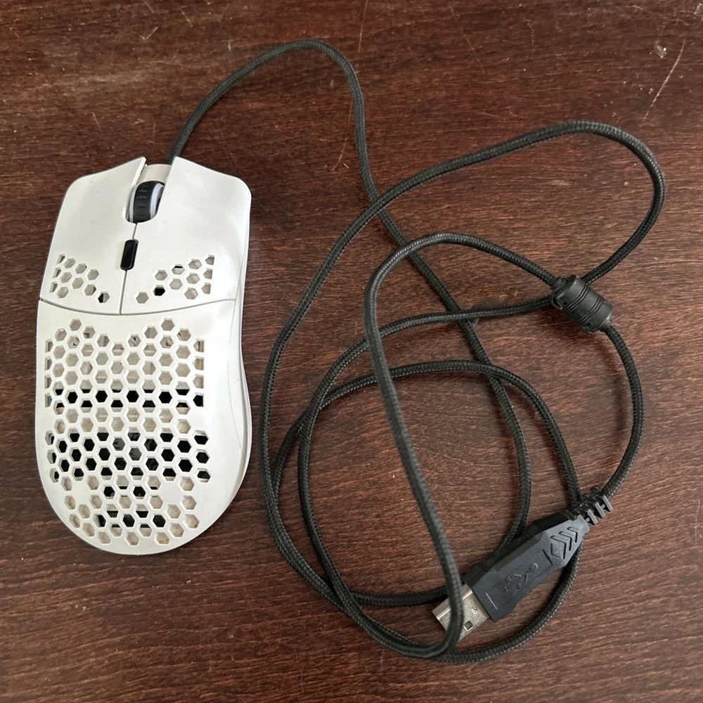 Glorious Model O Wired PC Gaming Mouse - White (GO-WHITE)‎ F1